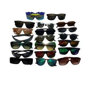 Lot Of 20 Unbranded Sunglasses Unisex OS Multicolor Mixed Style Pairs Bundle
